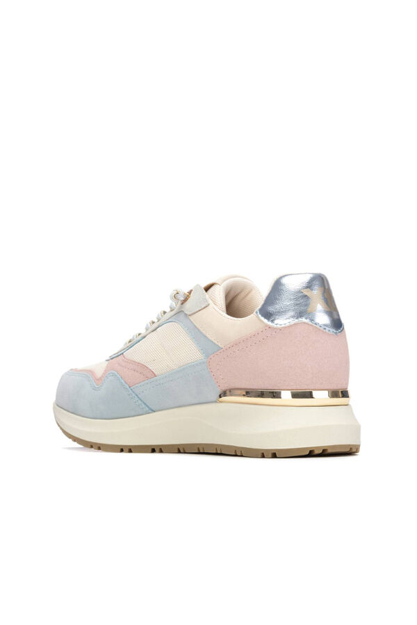 XTI T&eacute;nis com atacadores e detalhe metalizado Azul