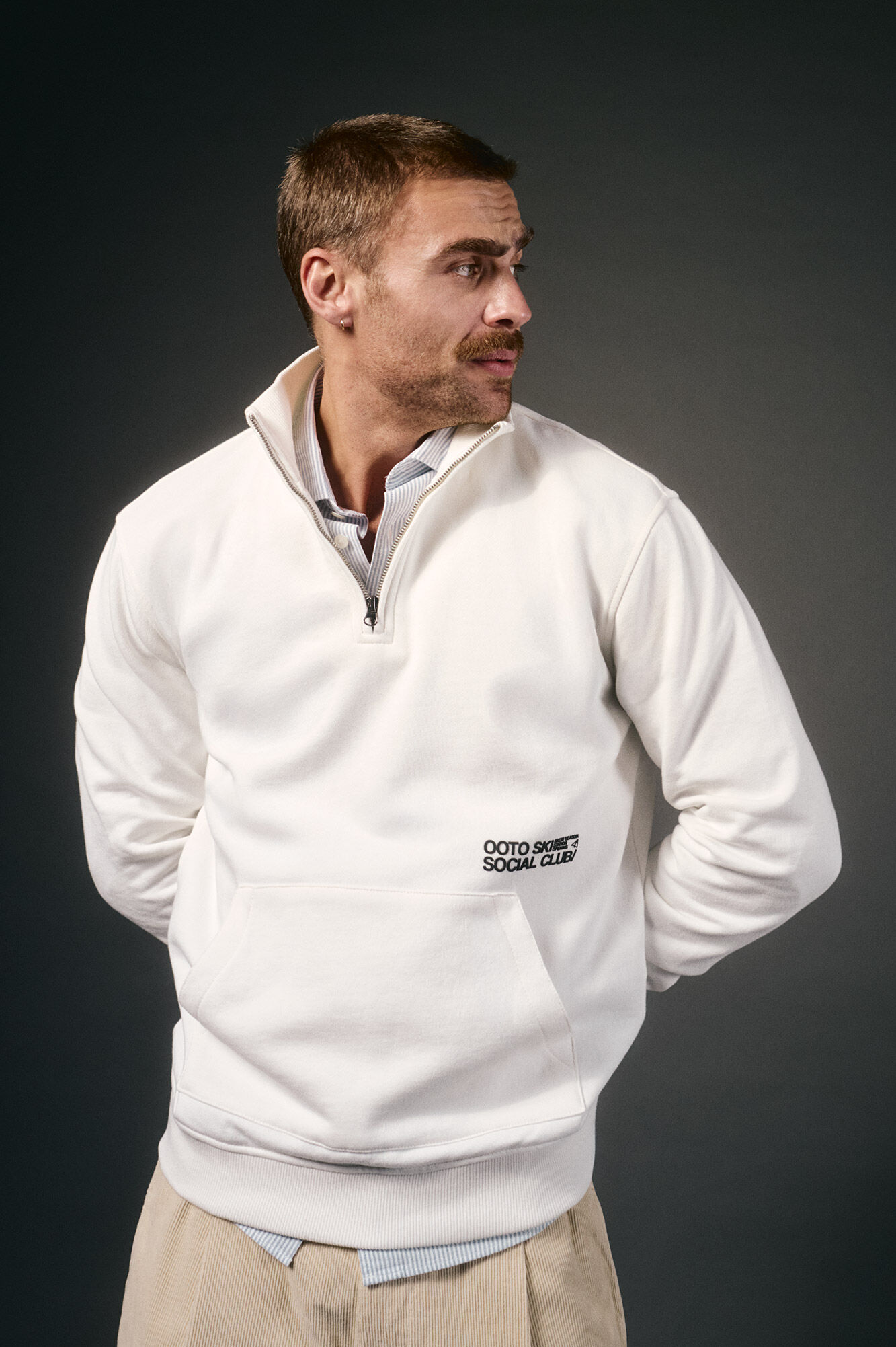 OOTO Sweatshirt com gola de fecho-&eacute;clair