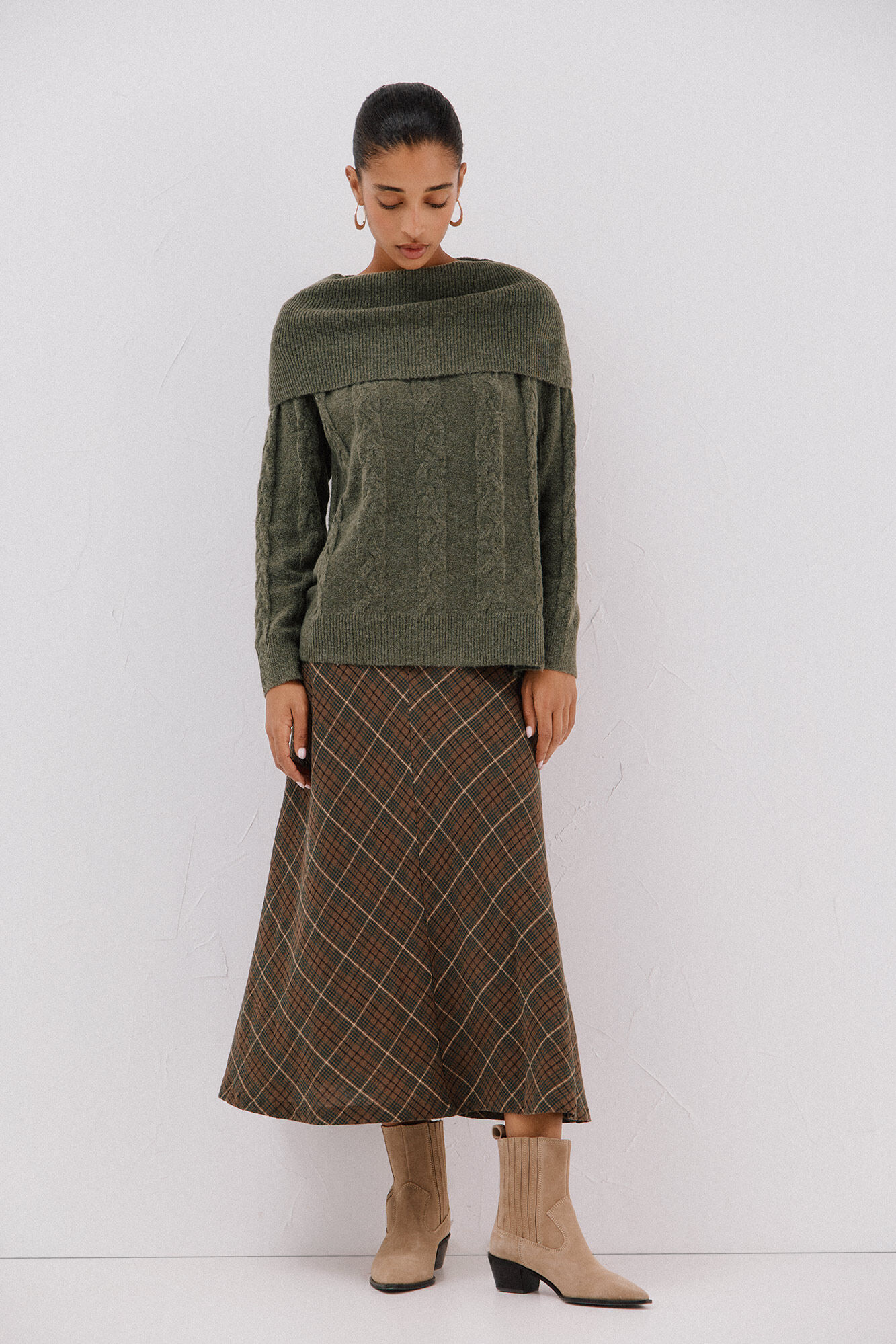 Cortefiel split leather elastic boot