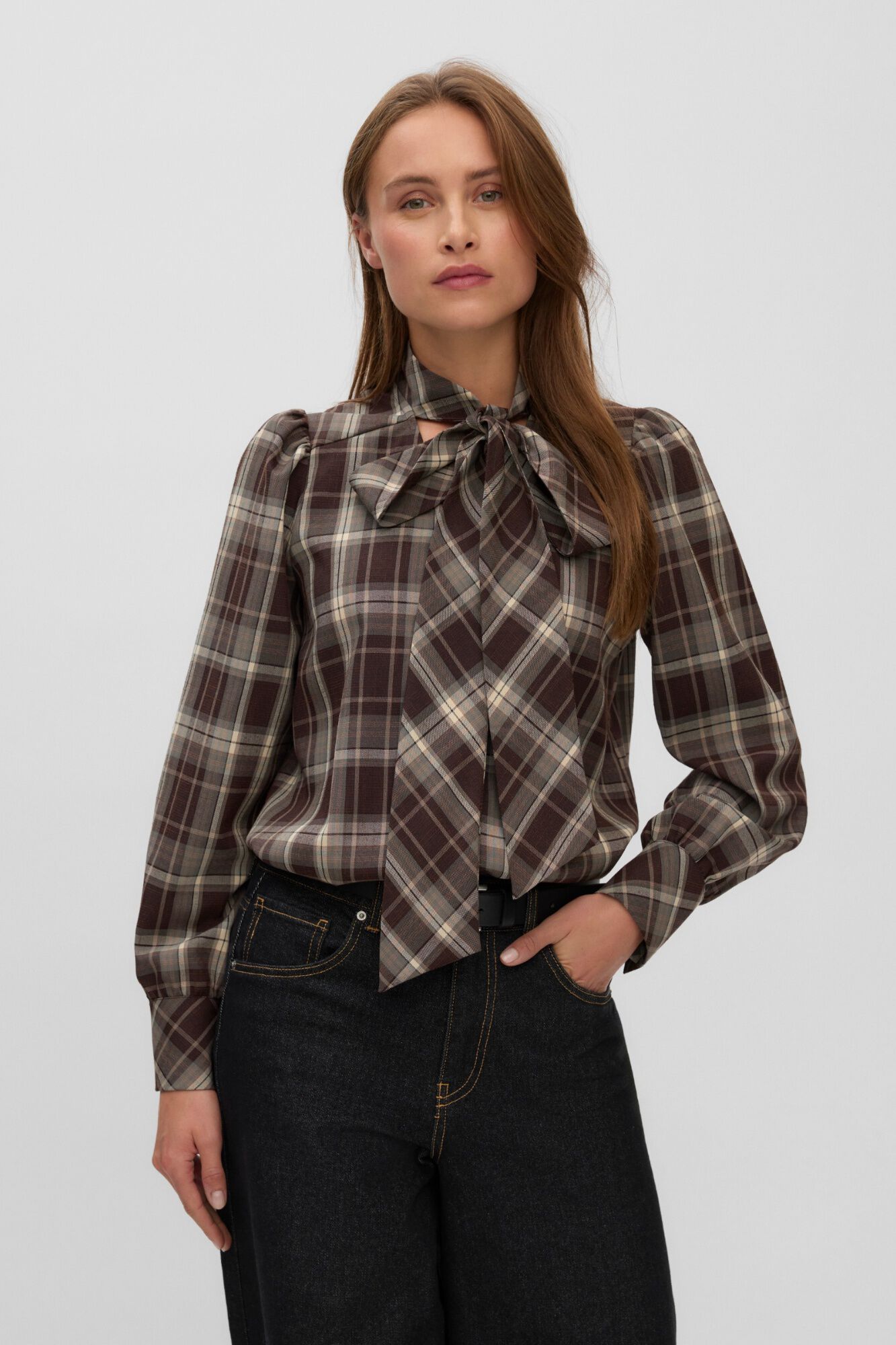 Vero Moda Blusa de cuadros con lazo