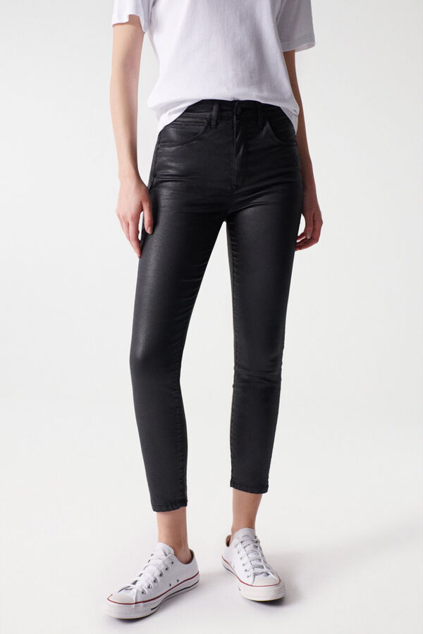Cortefiel Faith cropped push-in jeans with a coating effect Black