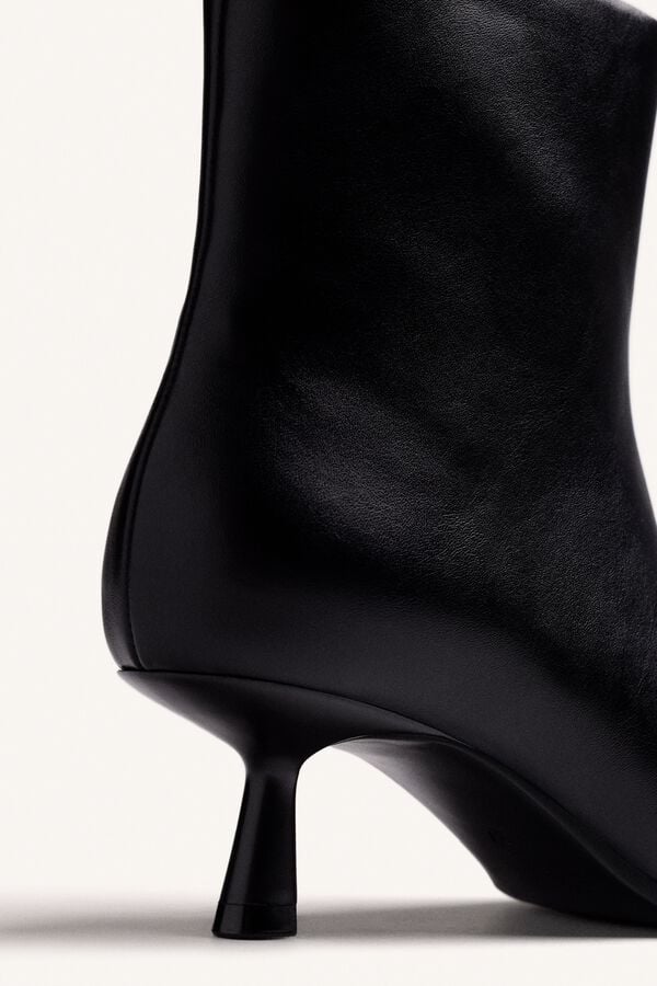 Gioseppo Botins kitten Preto