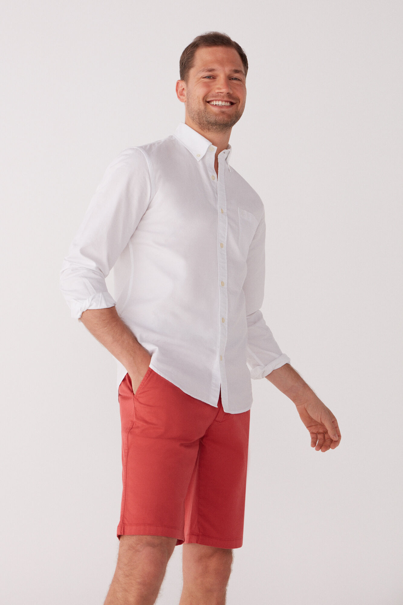 Pantalones Hombre | PantalóN Microdibujo Slim Beige | Cortefiel \u003e  Skywatchers Inn