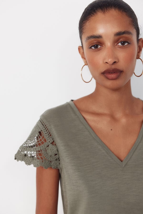 Cortefiel Manga manga crochet Verde