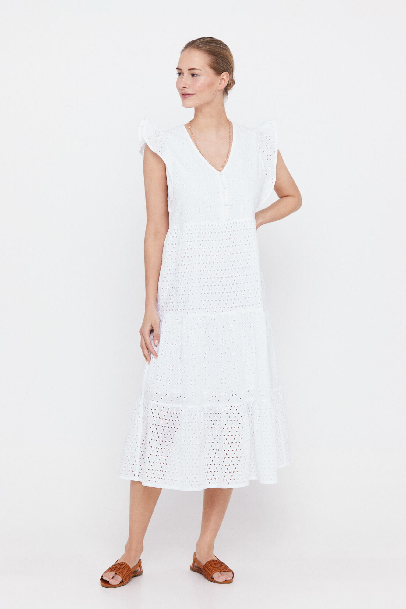 Vestidos best sale blancos cortefiel