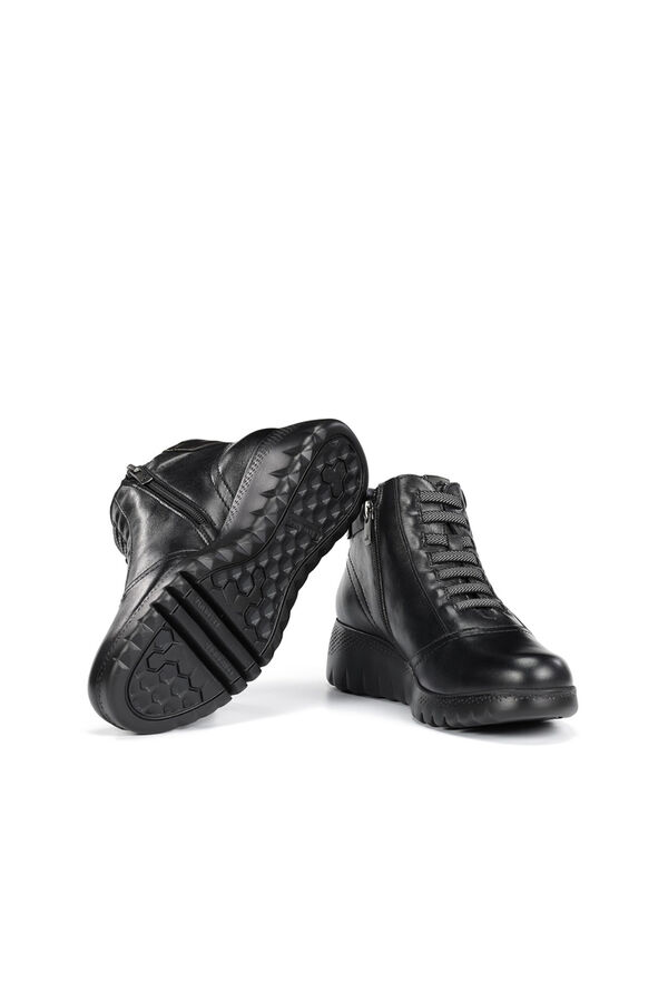 Fluchos Botim Live mulher Preto