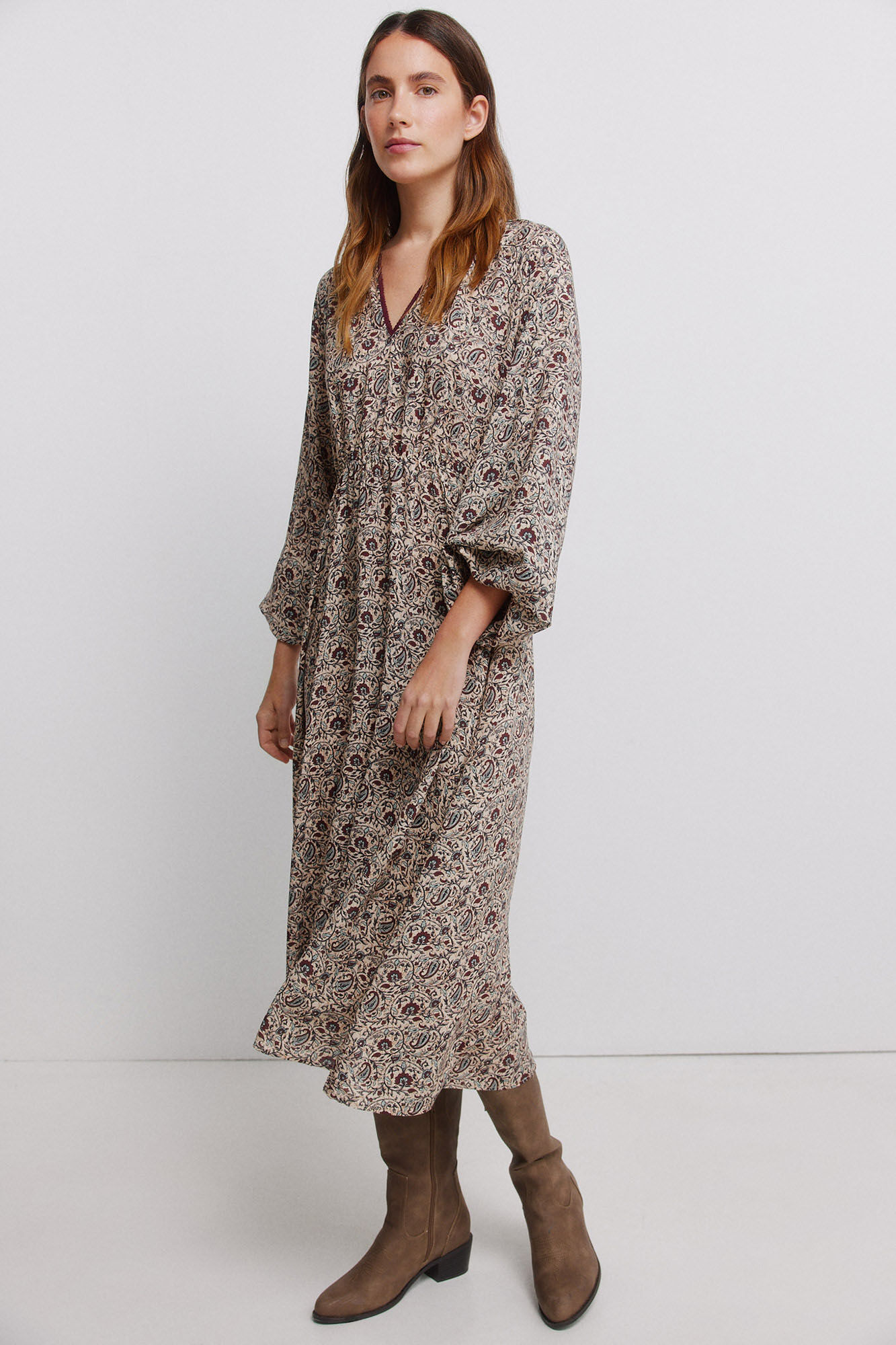 Vila Vestido midi estampado caxemira