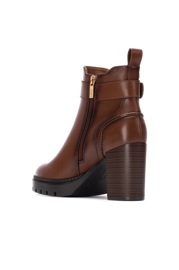 XTI Botins de salto estilo Chelsea Castanho