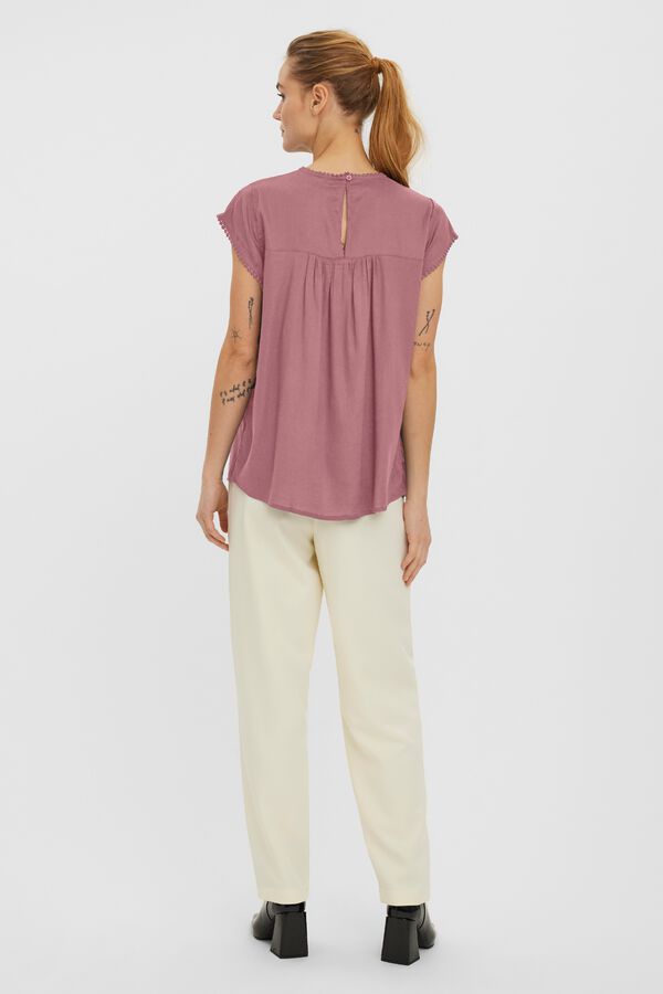 Vero Moda Top manga curta com detalhes de renda Roxo