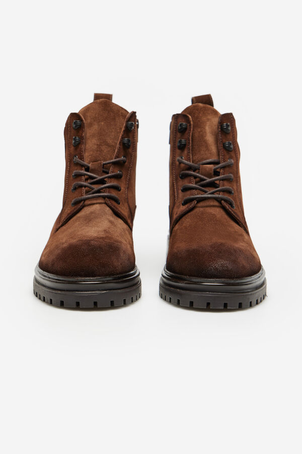 Cortefiel Casual lace-up boot Camel