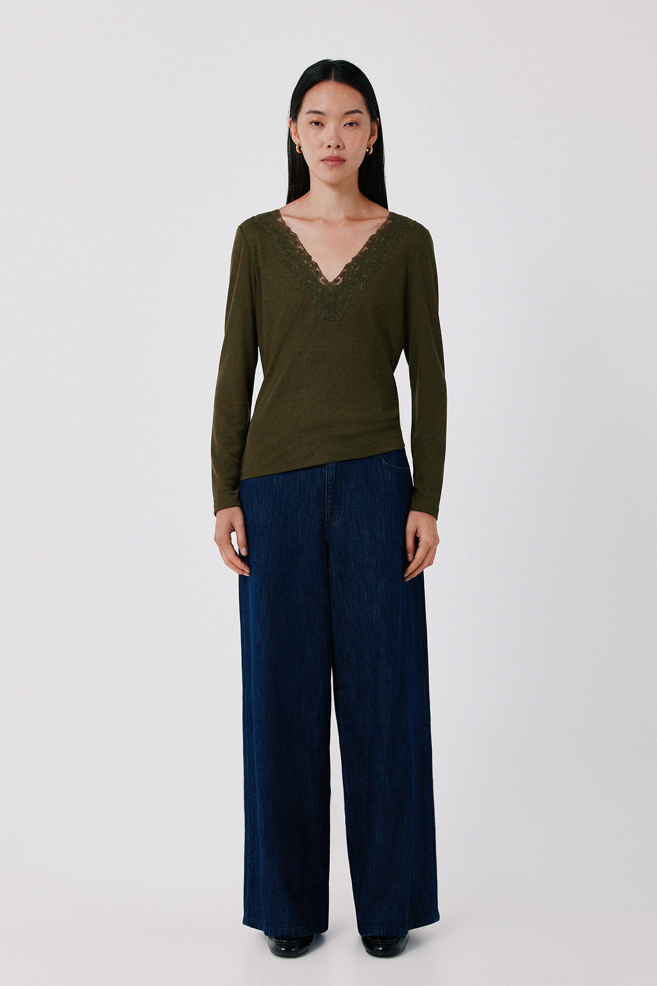 Cortefiel Lace neckline T-shirt