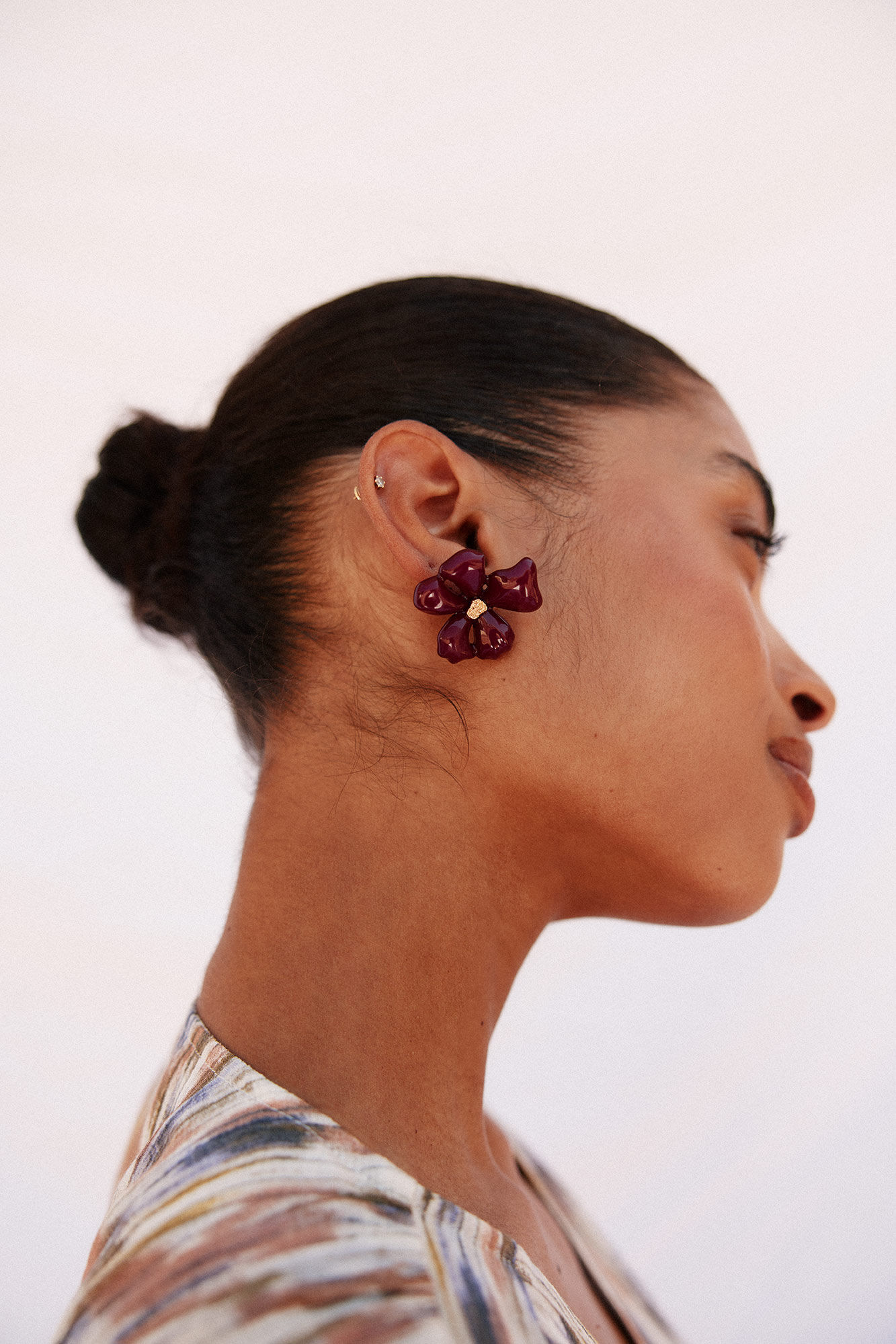 Cortefiel Vintage flower earrings