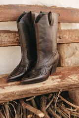 Slowlove Bota estilo cowboy realizada en piel con efecto cocodrilo Black