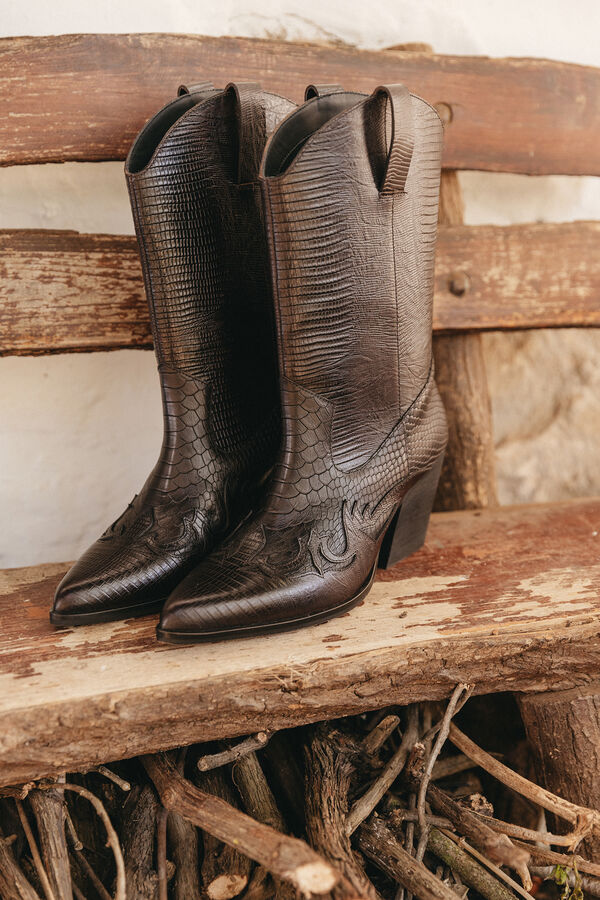 Slowlove Bota estilo cowboy realizada en piel con efecto cocodrilo Black