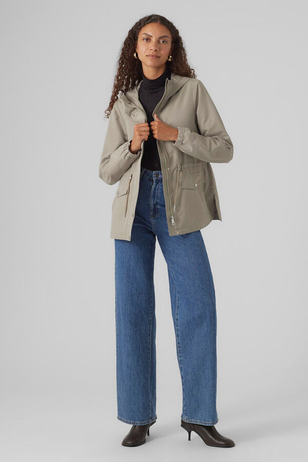 Vero Moda Parka curta com capuz Tostado