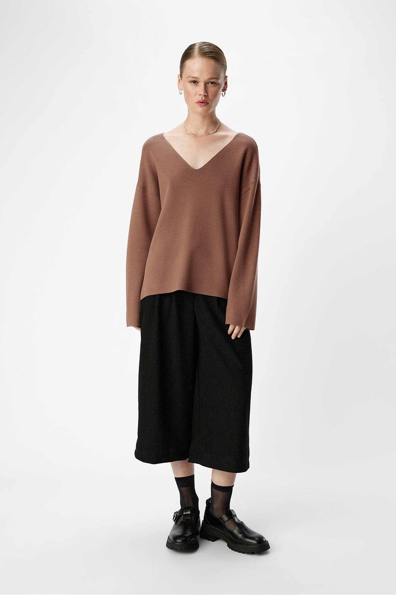 Object Camisola b&aacute;sico com gola em V