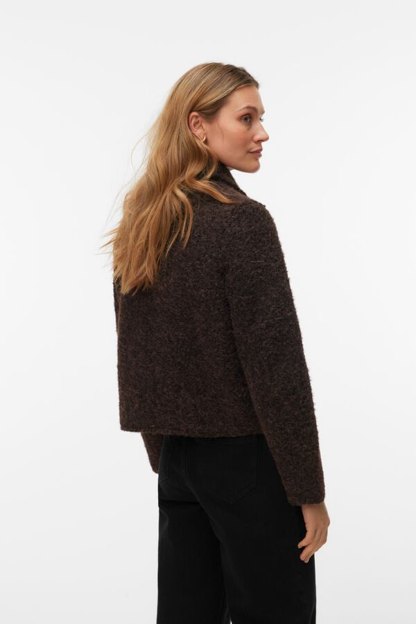 Vero Moda Casaco curto com aba Castanho