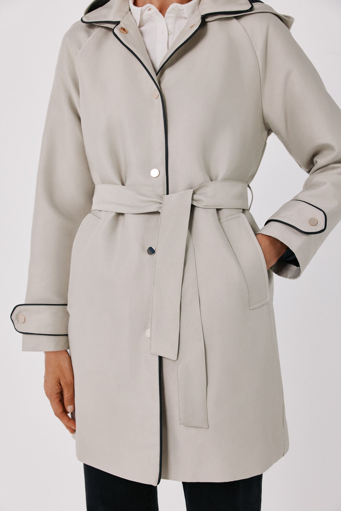 Cortefiel Satin-finish detachable hood trench