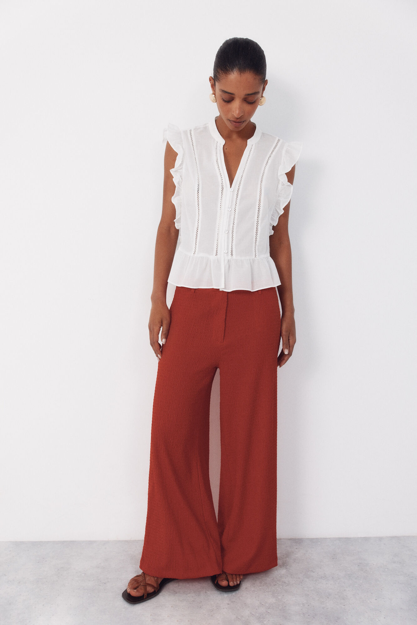 Cortefiel Flowy textured trousers