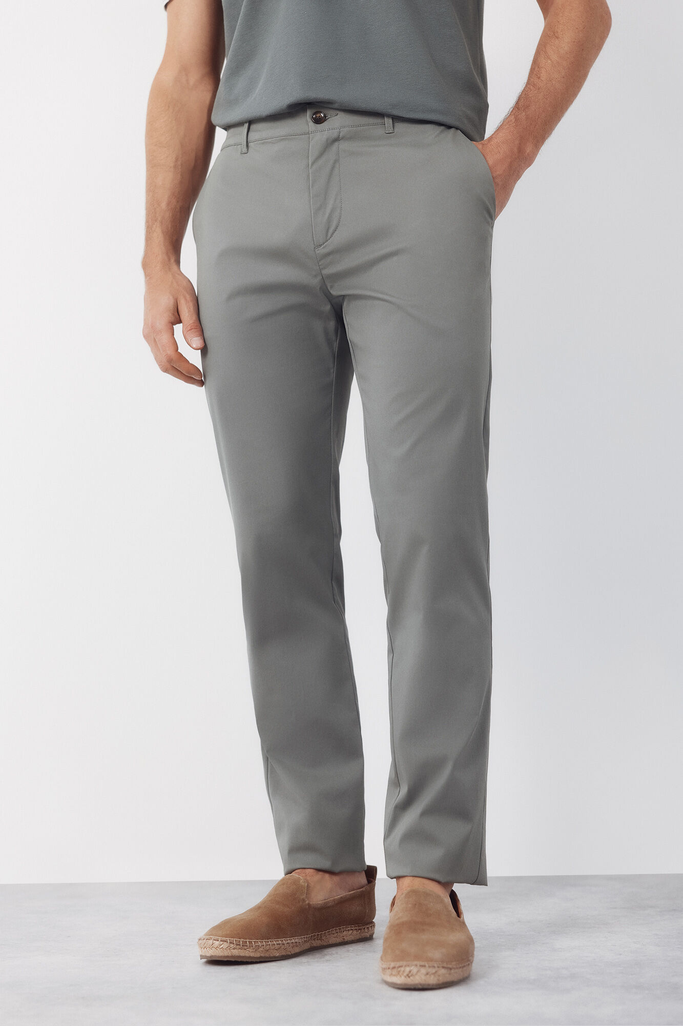 Cortefiel Pantal&oacute;n chino t&eacute;cnico slim