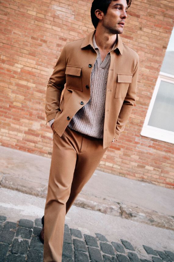Pantalón traje coordinado tostado