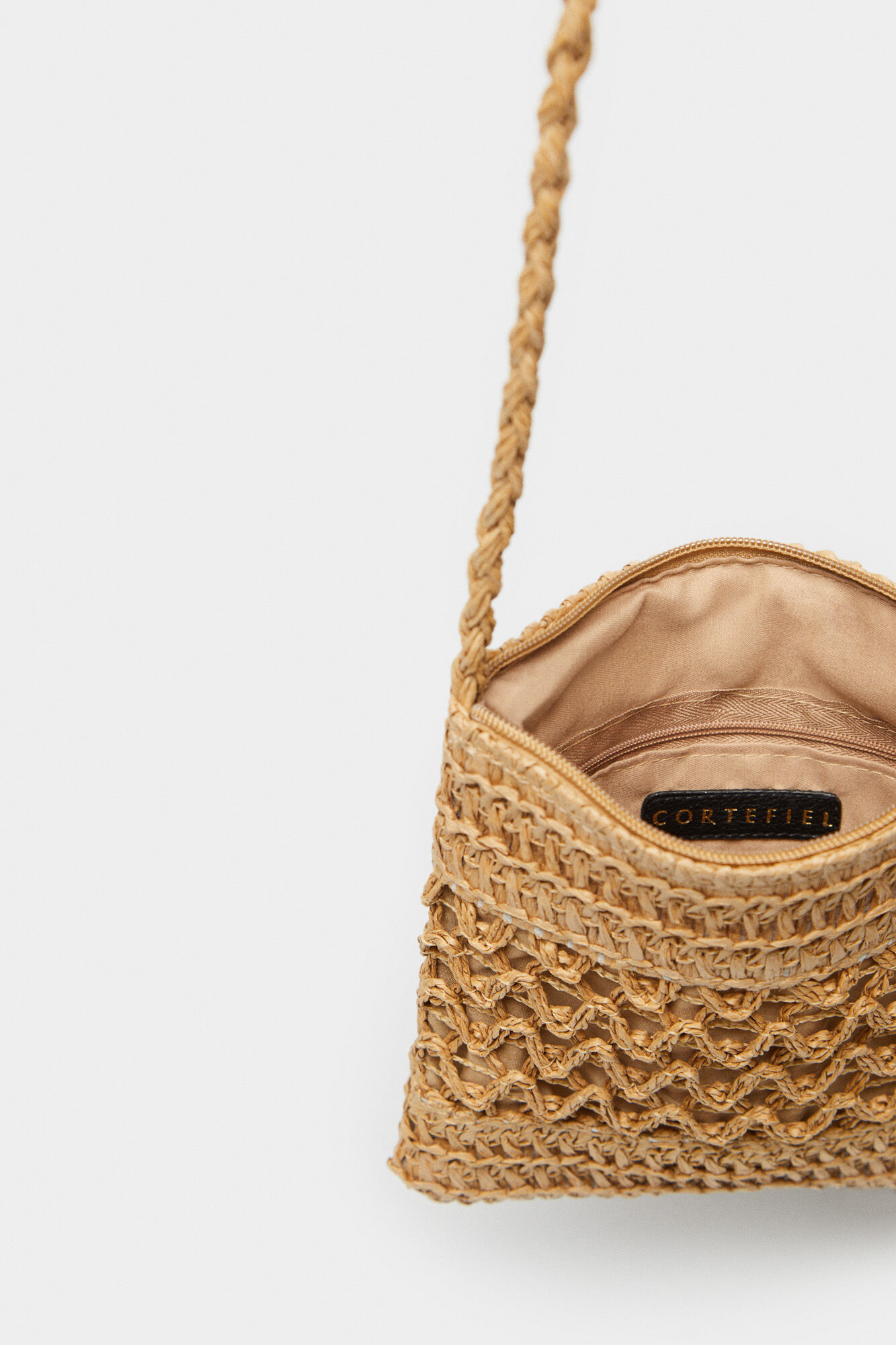 Bolso 2025 rafia cortefiel