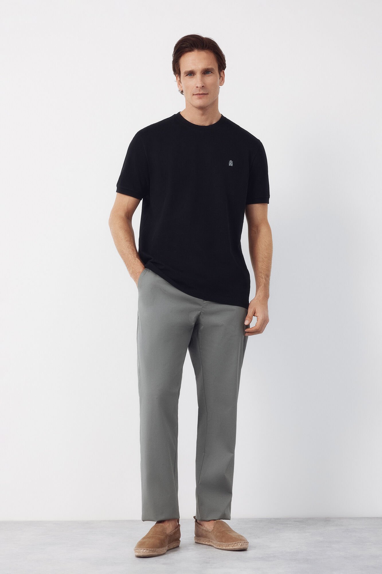 Cortefiel Piqu&eacute; basic T-shirt