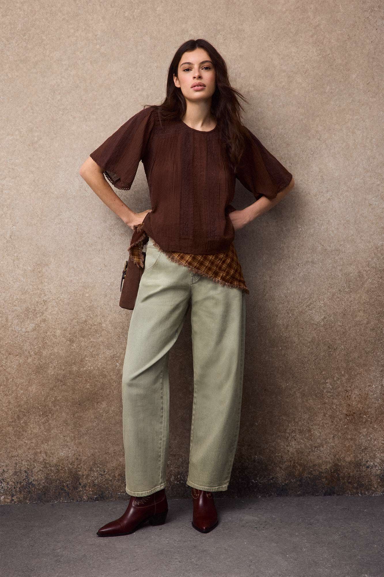 Slowlove Blusa com detalhes de renda
