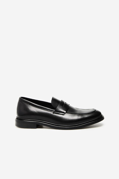 Cortefiel Leather dress loafer Black