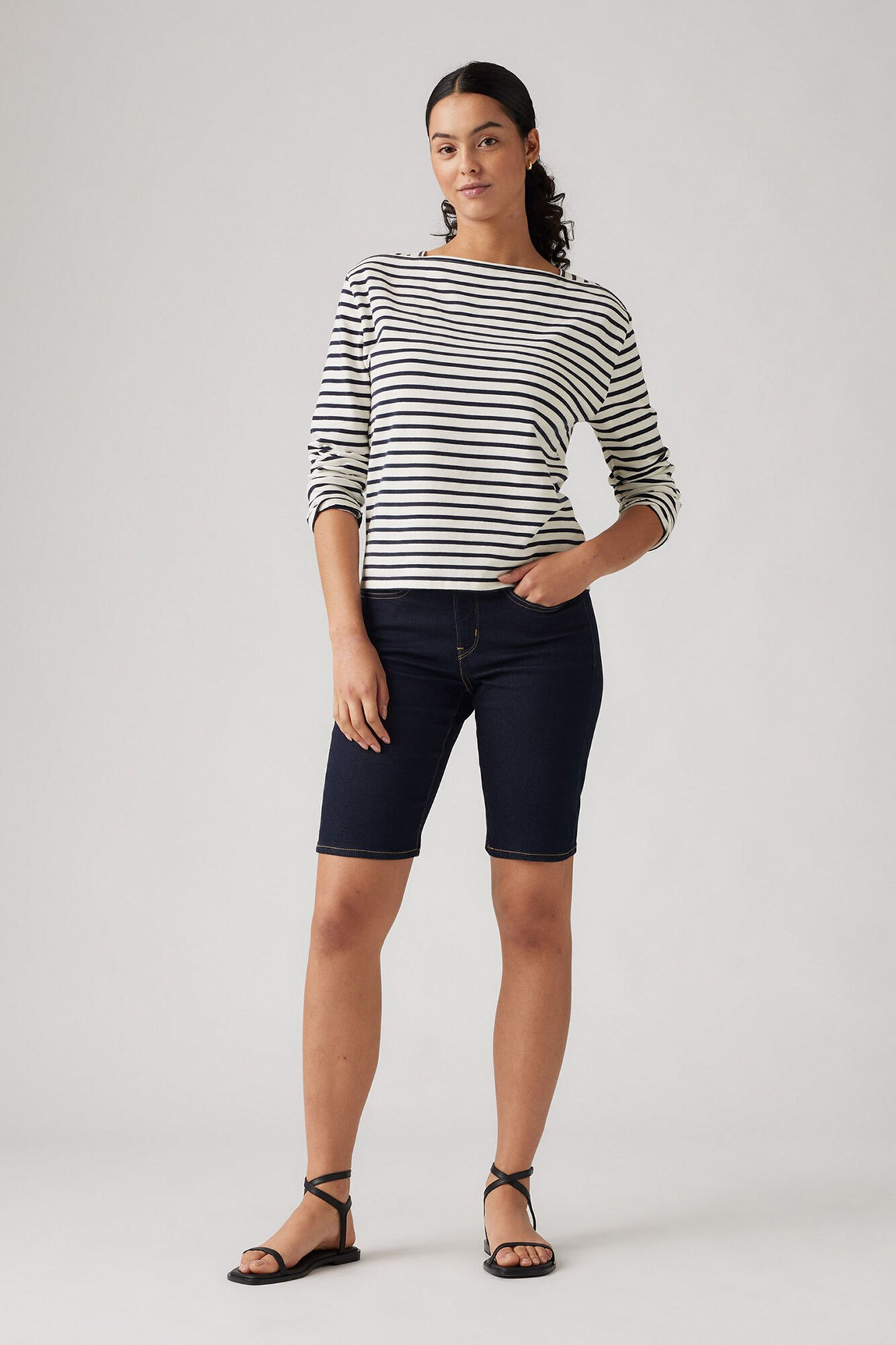 Levi's Bermuda Shaping