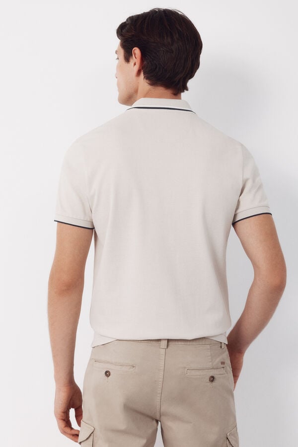 Cortefiel Polo con tips Beige