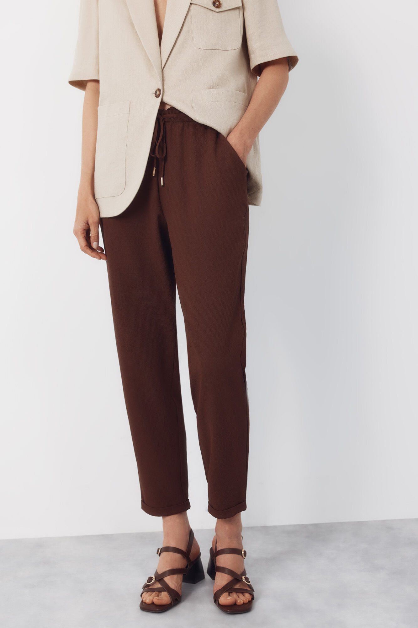 Cortefiel Pantal&oacute;n flu&iacute;do con textura