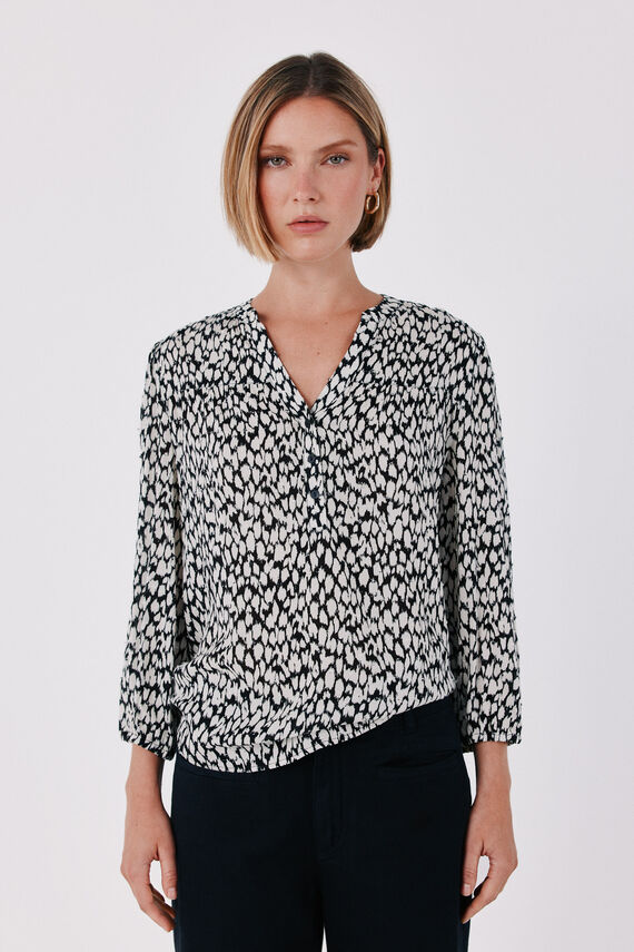 Blusa estampada fluida