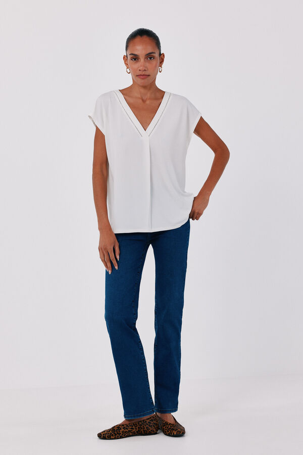 Cortefiel V-neck T-shirt with lace detail White
