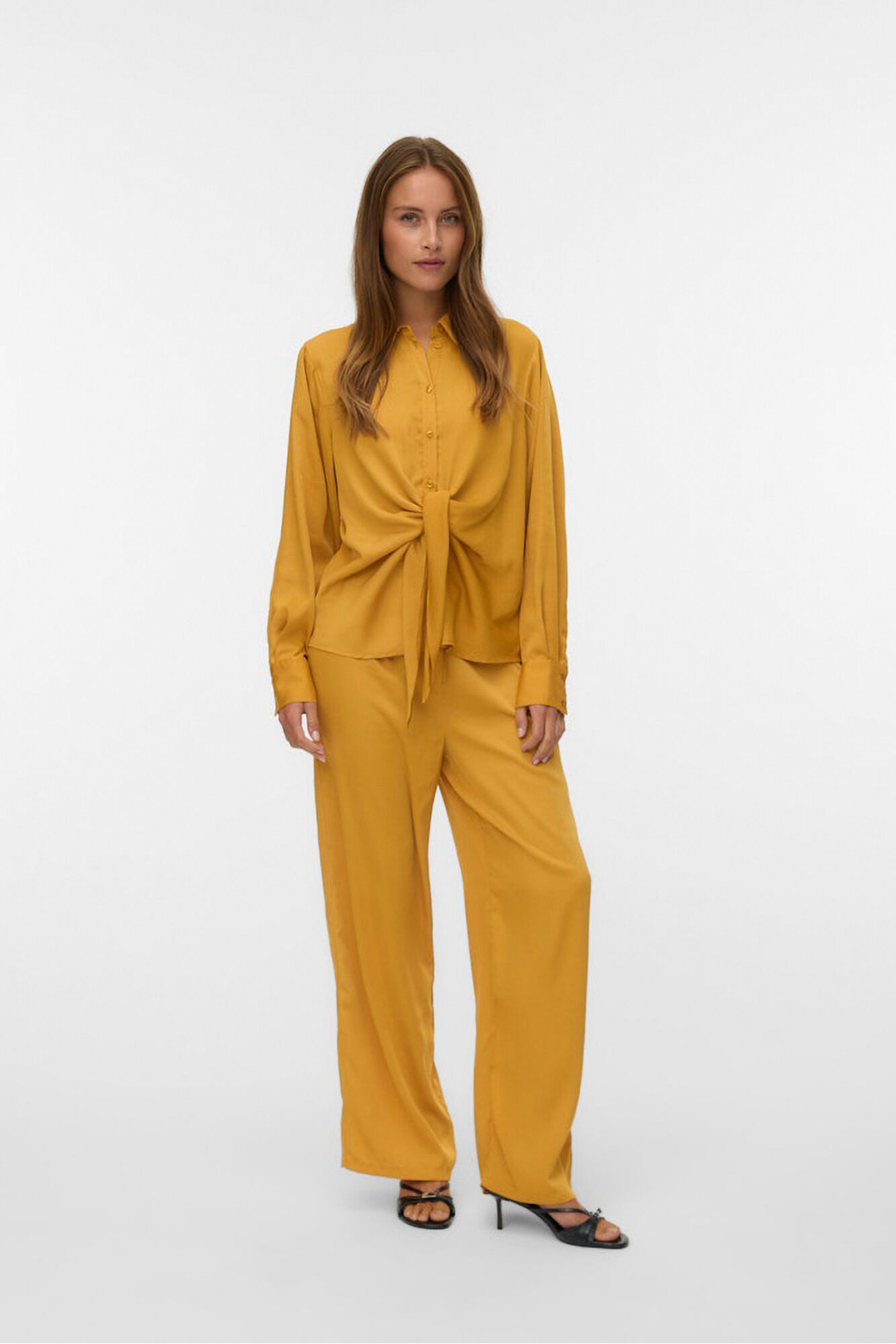 Vero Moda Cal&ccedil;as compridas de cetim 