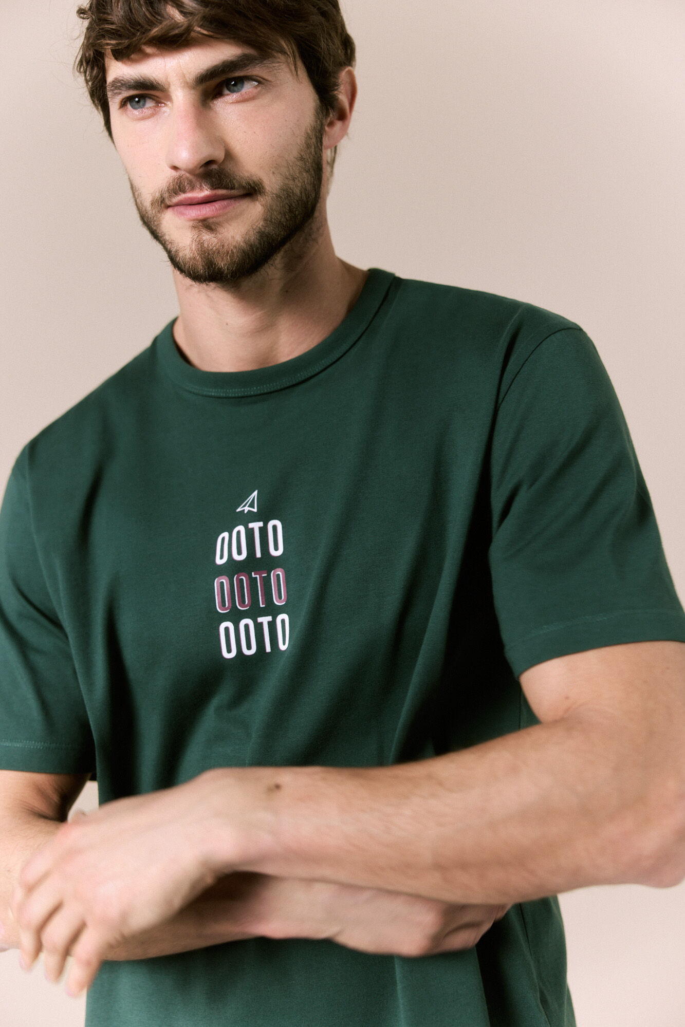 OOTO Camiseta lavada con logo