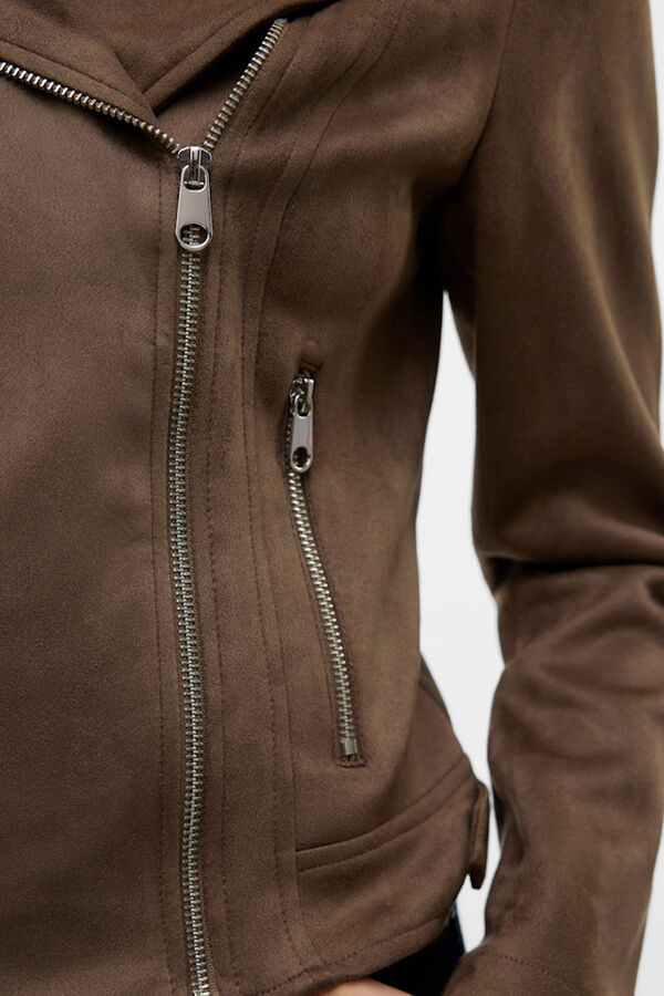 Vero Moda Blus&atilde;o em camur&ccedil;a com tachas Castanho