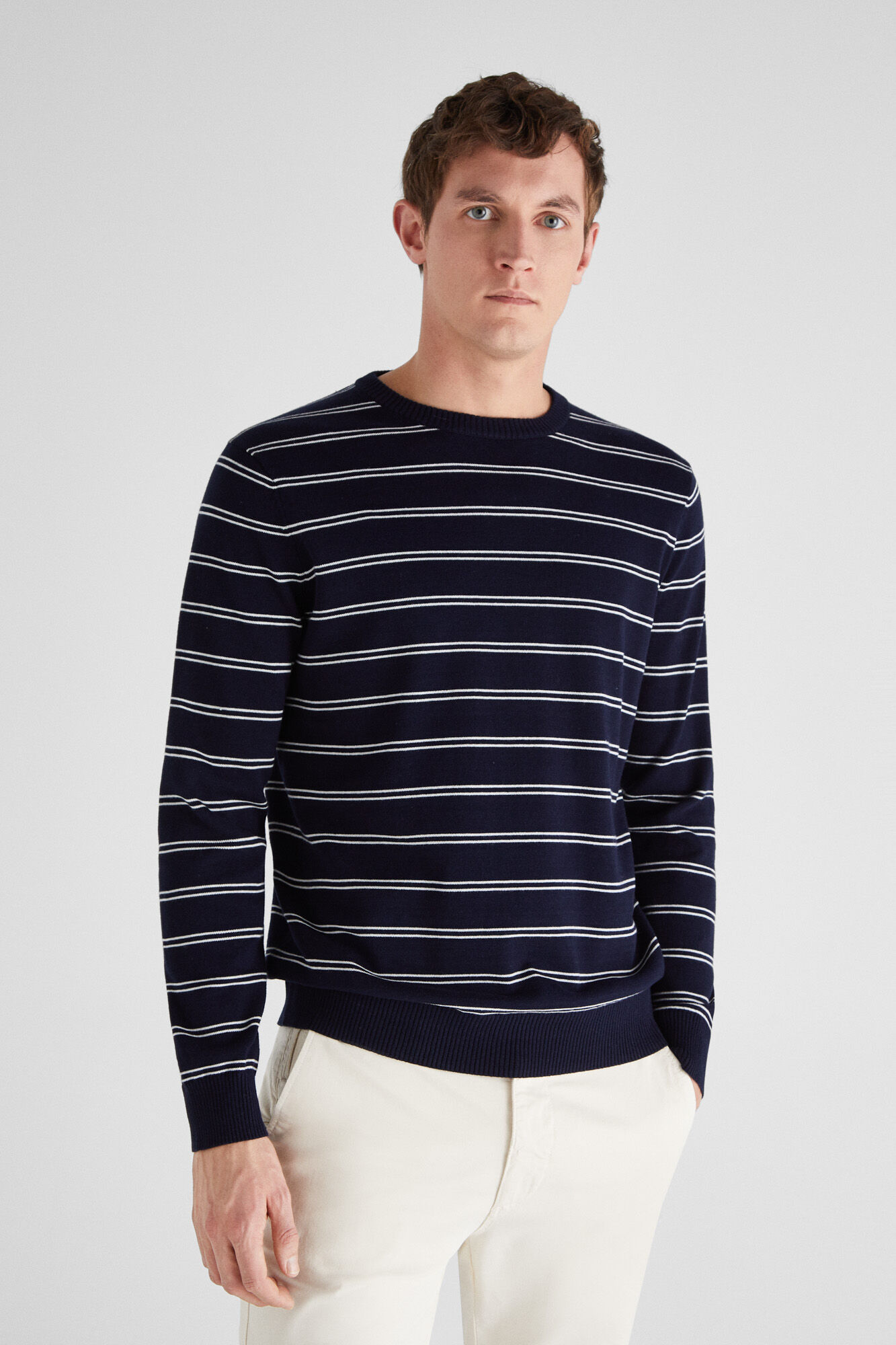 shirt with crew neck jumper