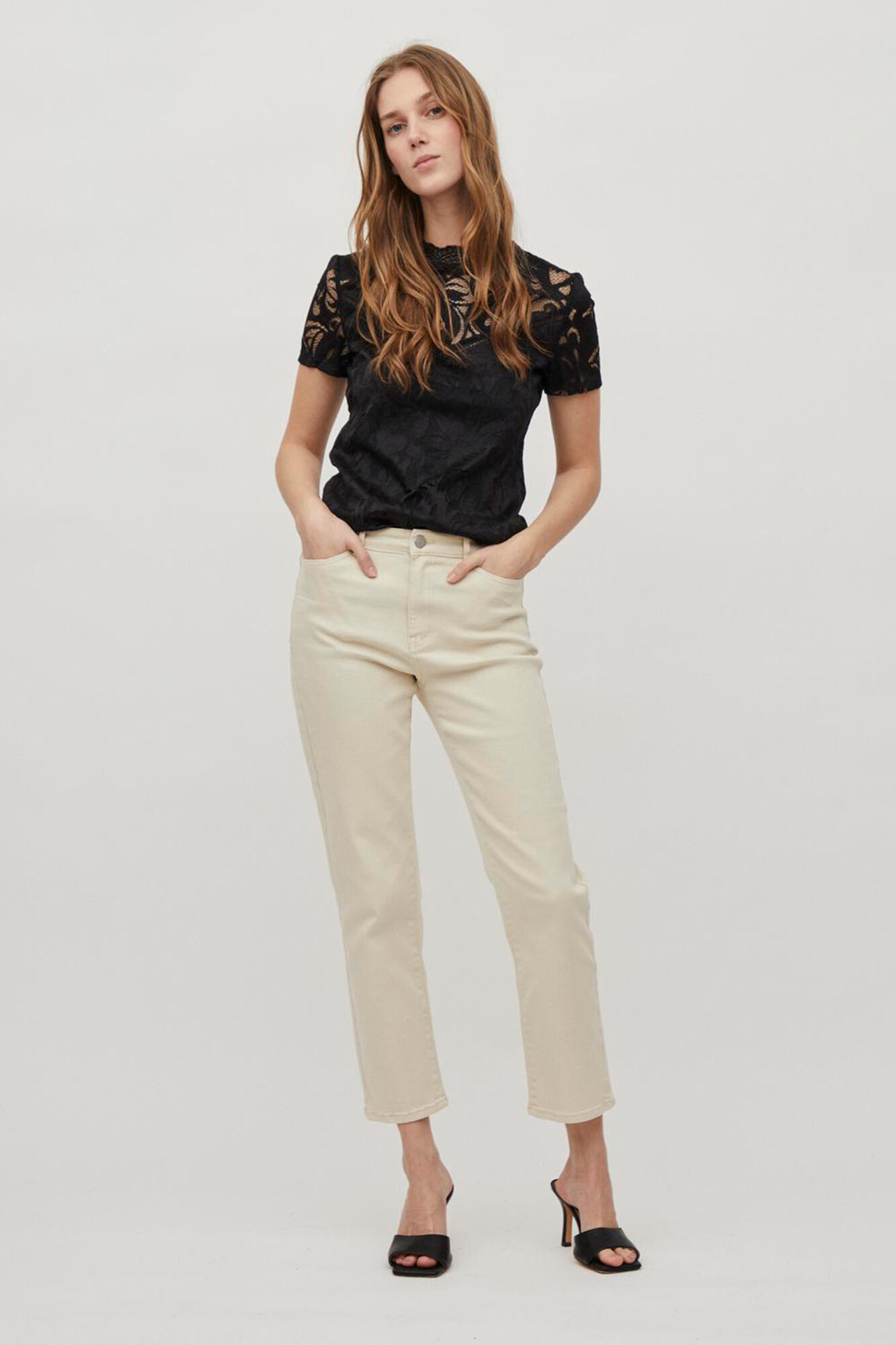 Vila Top de encaixe de manga curta