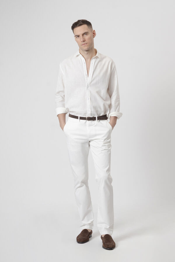 PuroEGO Cal&ccedil;as chino em algod&atilde;o slim fit Ecru