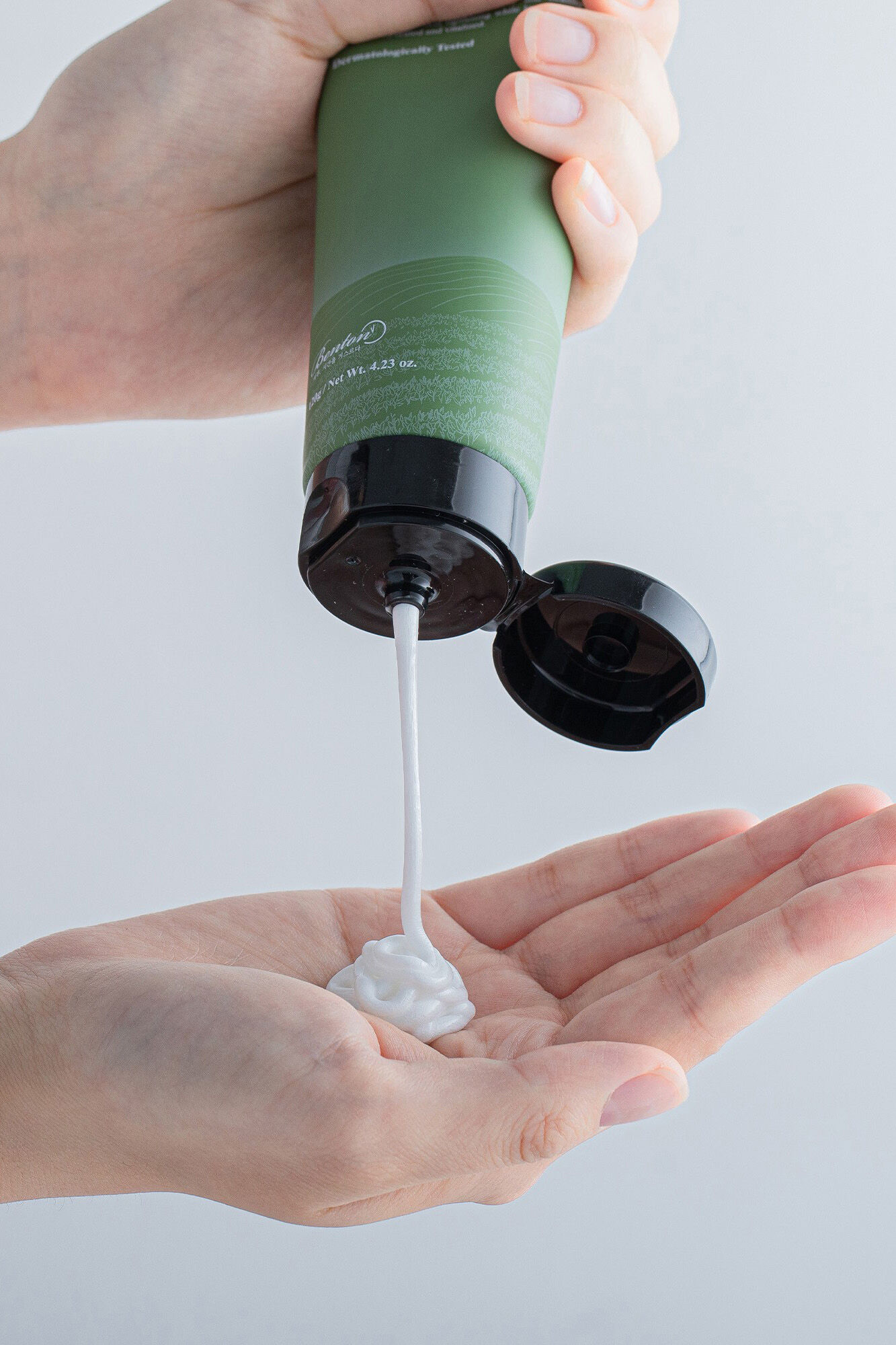 Benton Deep green tea cleansing foam