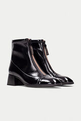 Cortefiel Patent block heel ankle boot with round toe Black