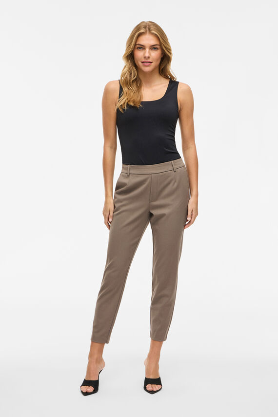 Pantalón tapered