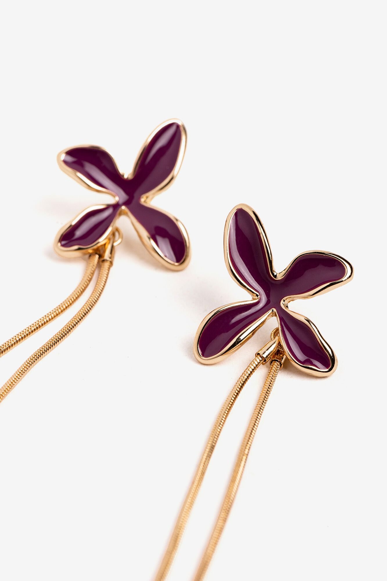 Vilanova Pendientes Florales Esmaltados con Flecos