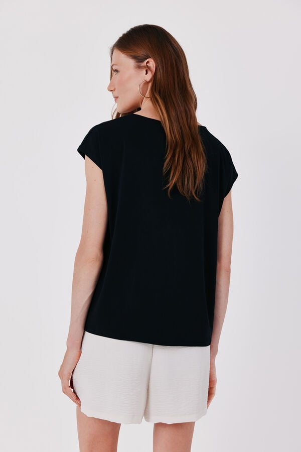 Cortefiel V-neck T-shirt with lace detail Black