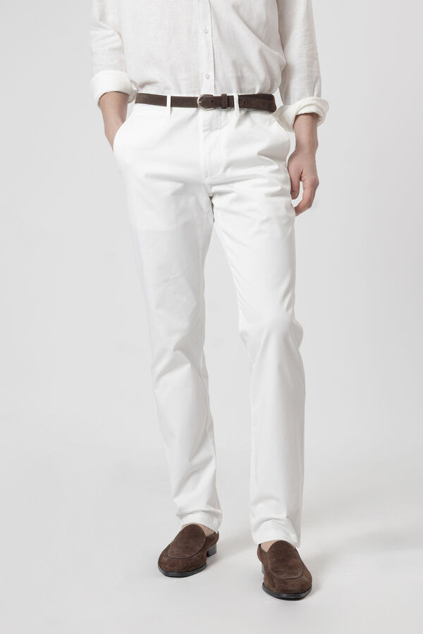 PuroEGO Cal&ccedil;as chino em algod&atilde;o slim fit Ecru