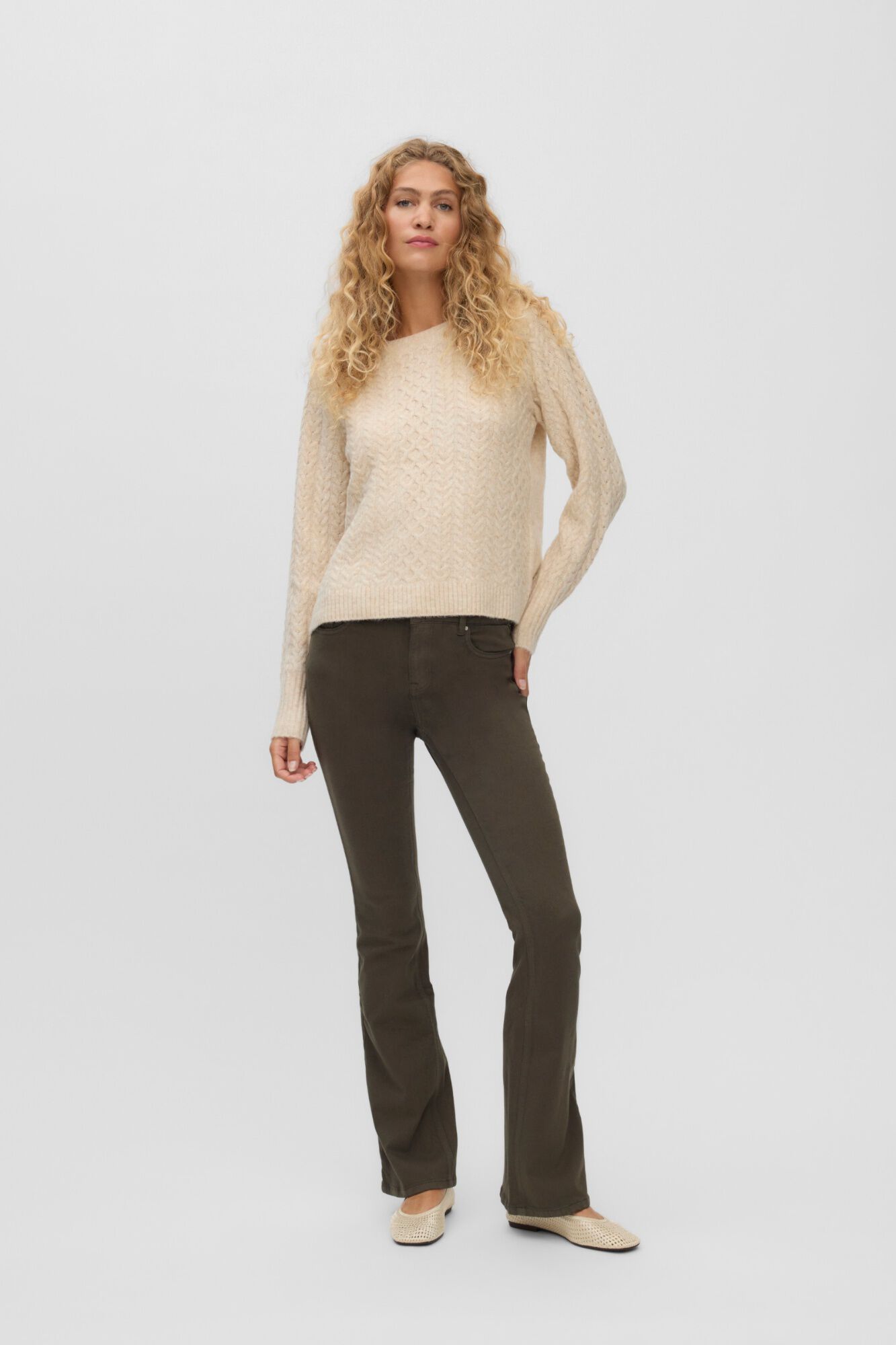 Vero Moda Jeans &agrave; boca de sino de cor
