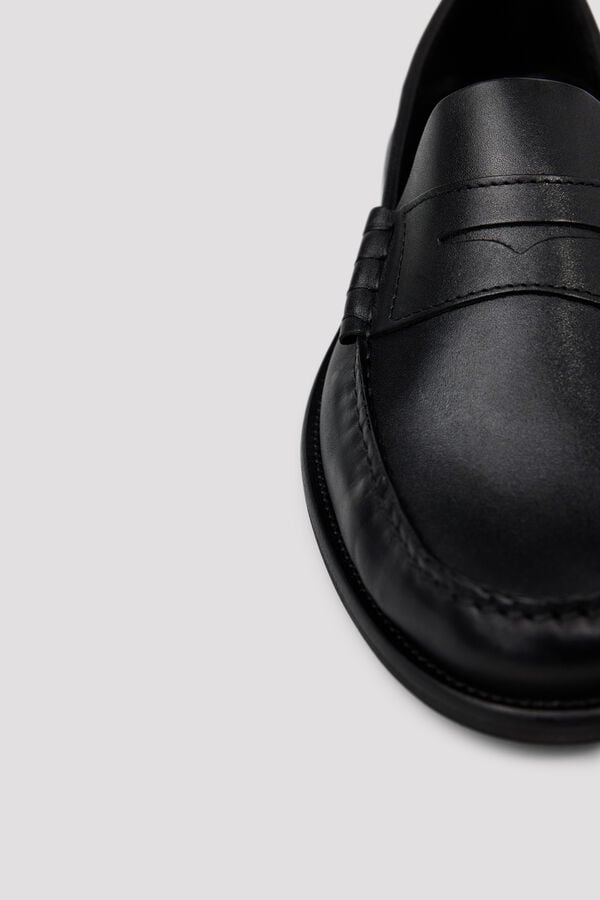 Cortefiel Mocas&iacute;n piel antifaz Negro