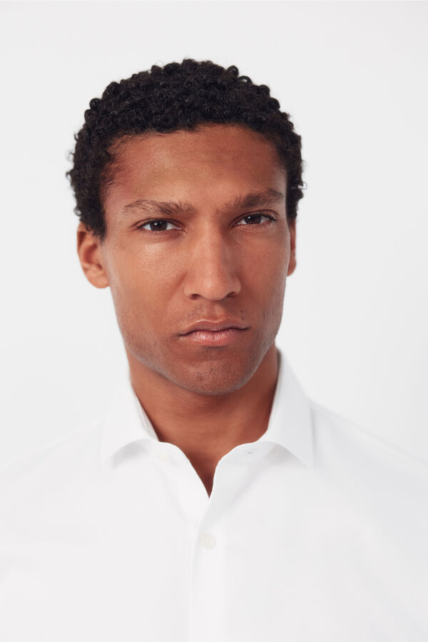 Cortefiel Camisa pu&ntilde;o gemelo slim fit f&aacute;cil plancha Blanco