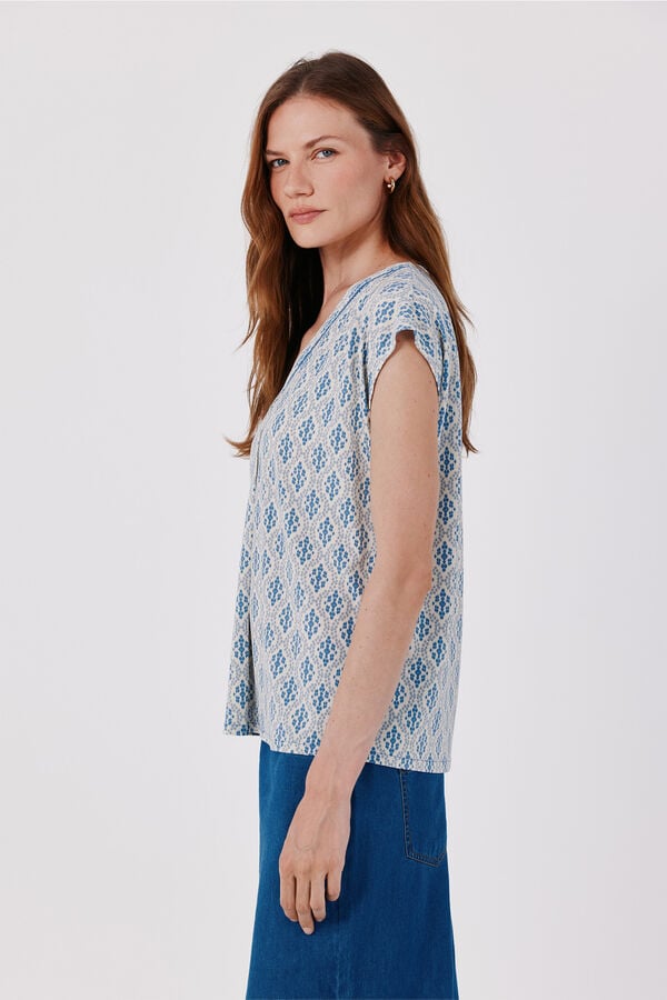 Cortefiel V-neck T-shirt with lace detail Printed blue